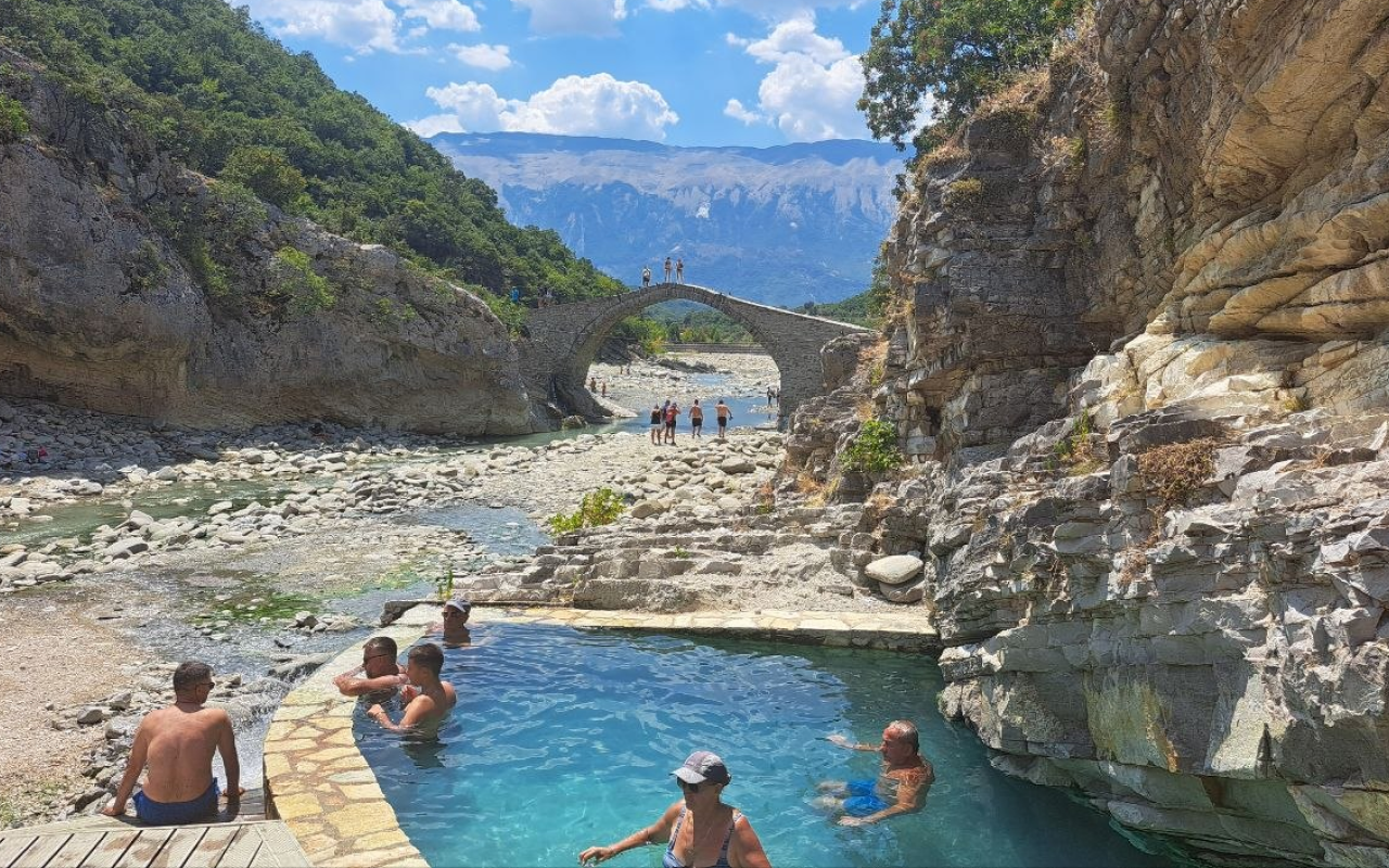 Bënja Thermal Baths & Langarica Canyon — 1